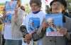 Донецкие фермеры надели футболки с бабушкой и котом: "Внуки проголосовали за регионы, коммунистов и Королевскую"