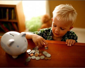 Як навчити дитину заробляти, заощаджувати та зберігати гроші