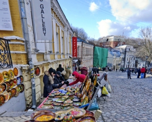 На Андріївському узвозі відбувається вимагання і побори — експерт