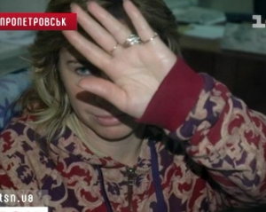 Дніпропетровська поштарка одягла на себе викрадений із посилки светр