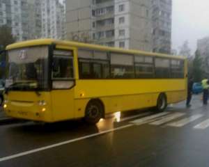 В Одессе и Киеве погибли два мужчины: одного раздавил трамвай, другого - автобус
