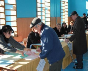 У ці вихідні паспортні столи працюватимуть наднормово і максимально швидко