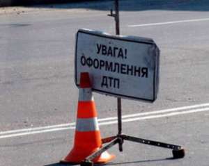 На автодорозі &quot;Київ–Чоп&quot; зіштовхнулись вантажівки, дві людини загинули