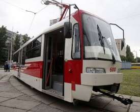 На Троєщині пустили покращений швидкісний трамвай