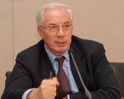 Високий рейтинг &quot;Свободи&quot; викликає занепокоєння у Азарова