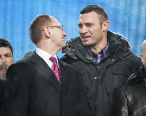 "Удар" і "Батьківщина" вже думають про імпічмент Януковичу