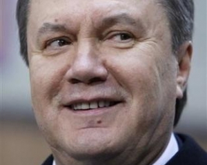 Янукович радуется положительным оценкам наблюдателей