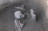 Загадка для археологов: жители старейшего поселения разрезали мертвецов напополам