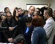 "Ти казала у п'ятницю підем разом на дільницю" - на ОВК 223 уже співають