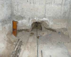 На Вінниччині виявили тунель, по якому перекачували спирт з Молдови