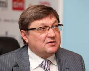 Азаров сохранит кресло премьера, а Порошенко могут погнать уже через несколько дней - экс-министр
