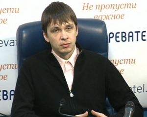 Кличко любой ценой постарается доказать свою оппозиционность и будет "дружить" с Яценюком и Тягнибоком - политолог