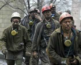 Азаров поздравил донецких шахтеров с добычей рекордного количества угля 