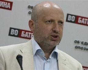 Тимошенко навідріз відмовилась припинити голодування — Турчинов