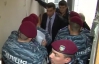 В милиции говорят, что они не били журналистов канала ТВi на ОИК №11