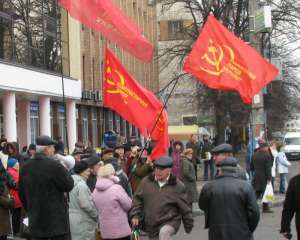Крім портрета Леніна, в сучасних комуністів нічого ідеологічного немає – Попович