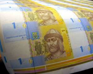 Правительство и Нацбанк будут печатать деньги - экономист 
