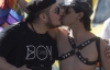 Несколько тысяч геев и лесбиянок целовались в Буэнос-Айресе под открытым небом