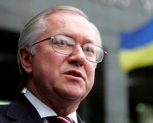 Тарасюк пообещал, что оппозиция преодолеет режим Януковича