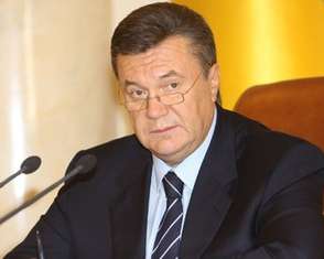 Янукович каже, що треба залучати науковців до реформування правоохоронних органів