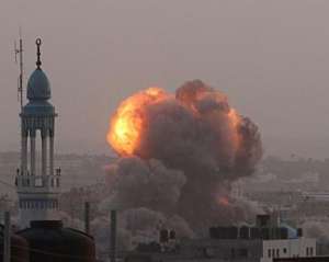  Израиль обстреливает сектор Газа - 45 жертв, 450 раненых
