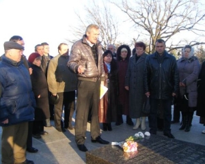 Черкаська опозиція закликала нардепів-опозиціонерів відмовитися від мандатів і провести нові вибори