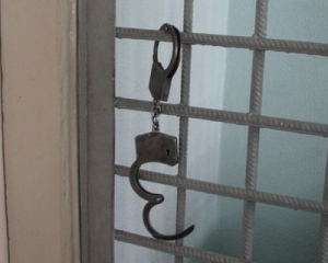 Донецкие пьяницы убили женщину, а тело выбросили с балкона