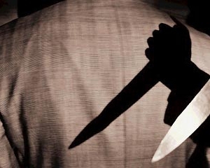 Охоронця донецького ТРЦ "Золотое кольцо" підрізав грабіжник
