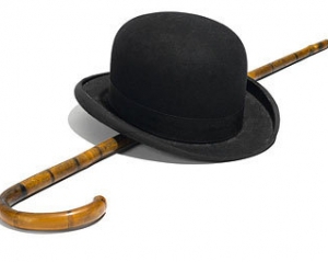 Шляпу и трость Чарли Чаплина продали на аукционе в США