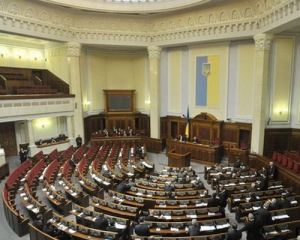 Рада не скасувала закон про всеукраїнський референдум