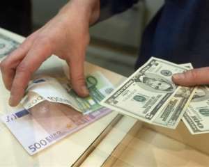 У НБУ розповіли, які валютні операції не обкладатимуться податком