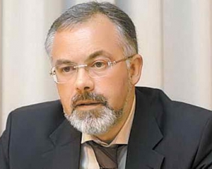 Табачник нагородив державними преміями 27 освітян