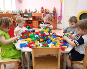 Діти після дитячого садка вдвічі більше схильні до повноти ніж "домашні"