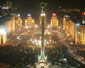 От Януковича требуют восстановить празднование Дня Свободы на государственном уровне