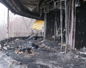Столичный ресторан сожгли неизвестные в масках - прокуратура
