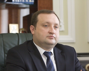 Арбузов рассказал, когда отменят обязательную продажу валютной выручки