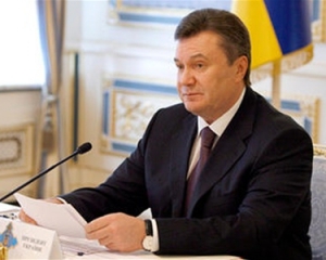 Янукович звільнив посла в Білорусі та губернатора Вінниччини