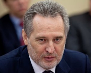 Фирташ попросил Азарова выпустить облигации НДС