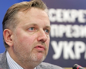 "Перехідний період": радник Януковича дав визначення режиму свого шефа