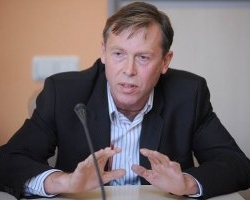 Соболєв порадив Пшонці на останок зробити добру справу і посадити Януковича, Азарова та інших