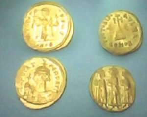 В дельте Нила нашли две золотые монеты