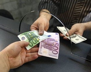 Закон о налоге на продажу валюты могут рассмотреть на следующей неделе