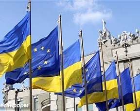 В МИД успокоили: Украинцы могут ездить в ЕС без биометрических паспортов