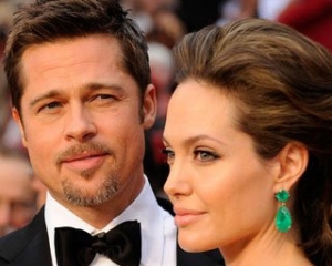 Анджелина Джоли и Брэд Питт выбрали обручальные кольца