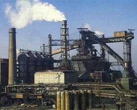 Основним підприємством-забруднювачем Дніпропетровська є Придніпровська ТЕС