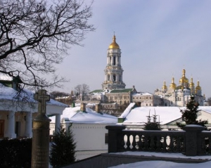 "Регіонали" помолилися у Лаврі - дехто навіть сповідався