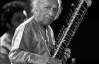 Умер известный индийский музыкант Рави Шанкар, который учил "битлов" играть на ситаре
