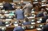 Депутати вирішили сидіти в Раді до ночі
