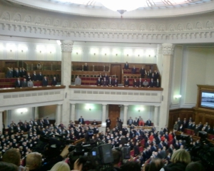 Сьогодні нардепи працюватимуть без перерви і призначать прем'єра