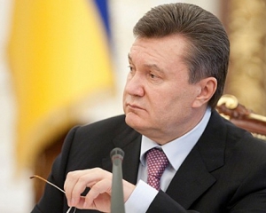 Янукович подписал премьерство Азарова